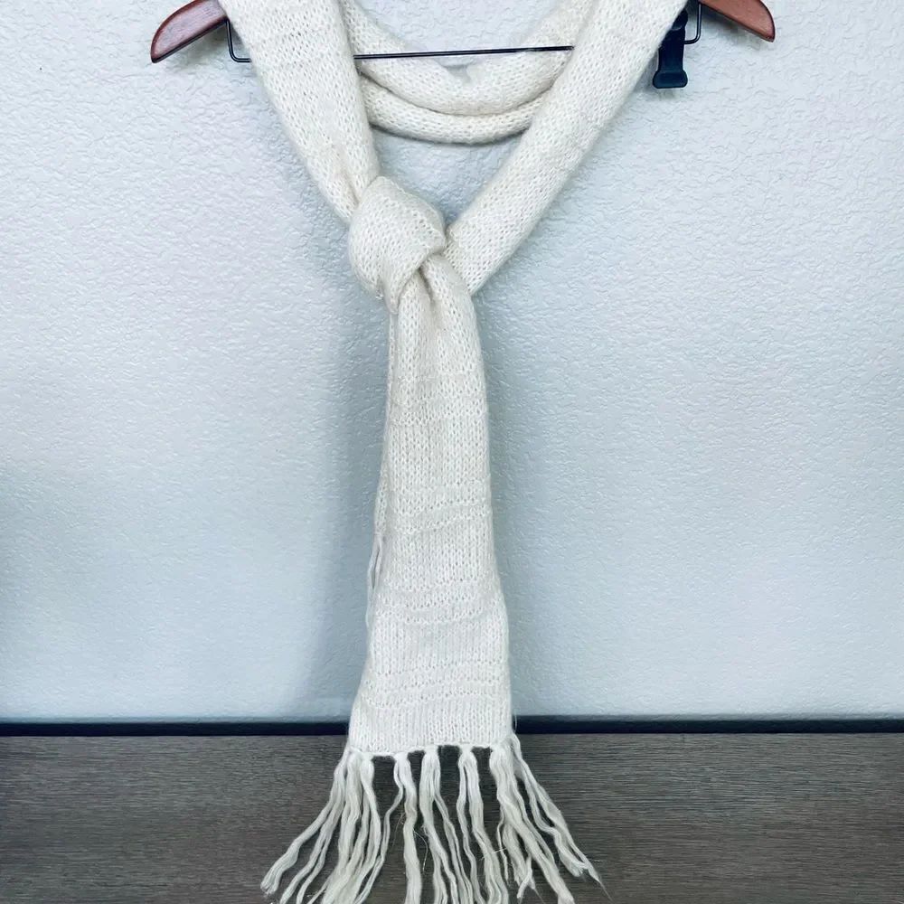 Ivory Gold Thread Thick Winter Scarf - Picture 2 of 3